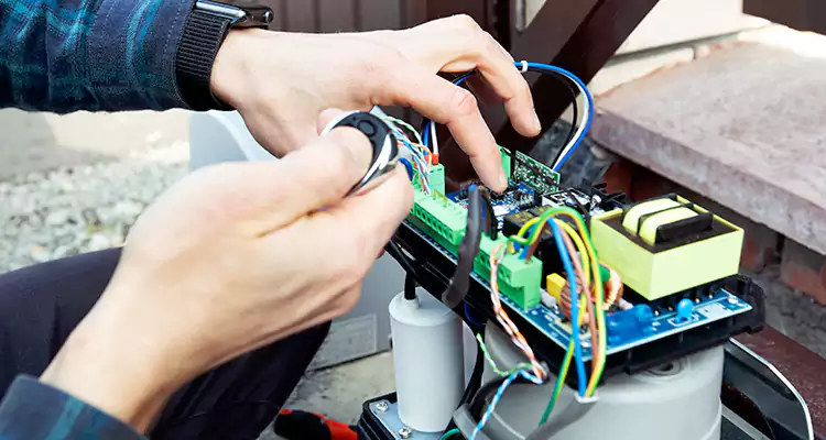 Automatic Driveway Gate Repair in Clermont, FL