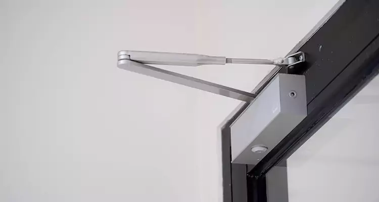 Screen Door Closer Installation in Clermont, FL