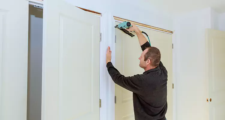 Top Rated Door Fixing ServiceFixing Garage Door Track in Clermont, FL