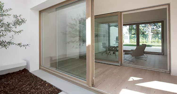 Sliding Screen Door Bottom Track Replacement in Clermont, FL
